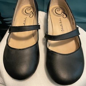 Kitten heel Mary Janes.